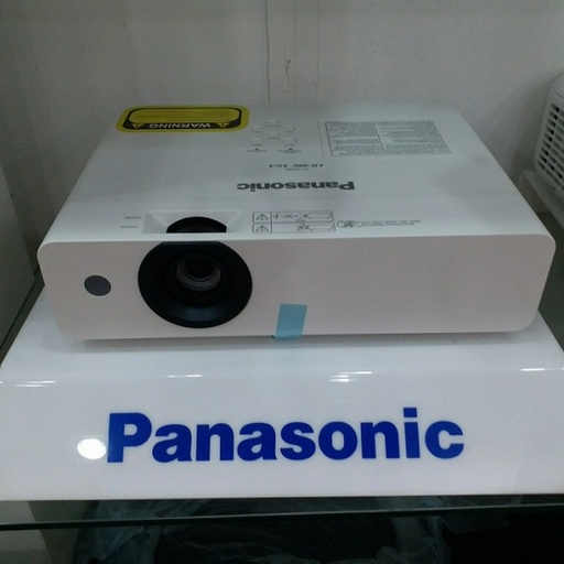 Proyektor PANASONIC PT-LB306
