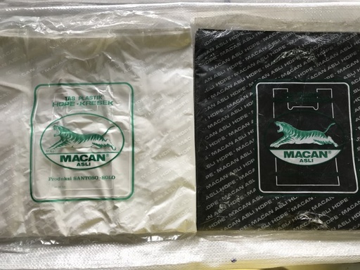 TAS PLASTIK HITAM JUMBO MACAN